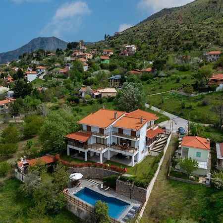 Traditional Luxury Villa Armonia Aigio Dış mekan fotoğraf